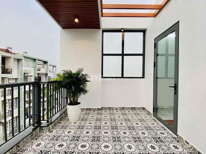 Nhà 68m2 Đường số 22 gần Giga Mall Thủ Đức, xây 1 trệt 2 lầu. Sổ 
