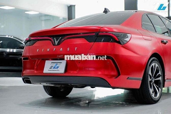 VinFast Lux A 2.0 Turbo sản xuất 2022 lướt 33k km