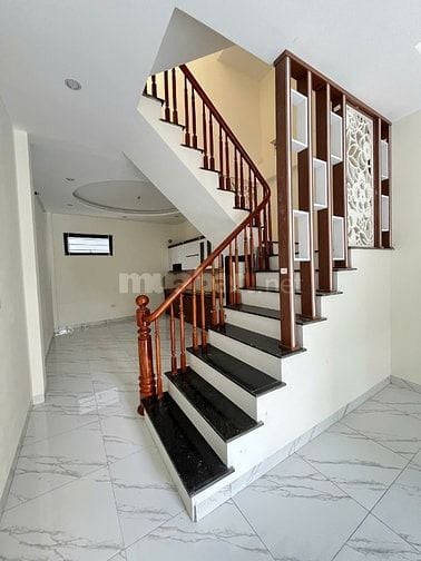 Cực rẻ!!! 3,x tỷ có ngay nhà 3 tầng, 44m2, oto đỗ cửa ở Phượng Đồng