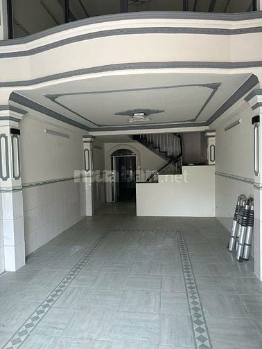Bán căn Mặt tiền Tạ Quang Bửu P5Q8 