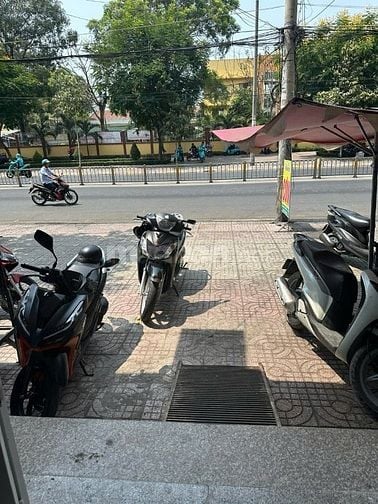 Bán căn Mặt tiền Tạ Quang Bửu P5Q8 