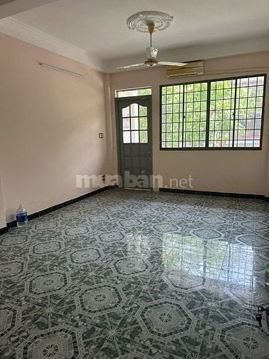 Bán căn Mặt tiền Tạ Quang Bửu P5Q8 