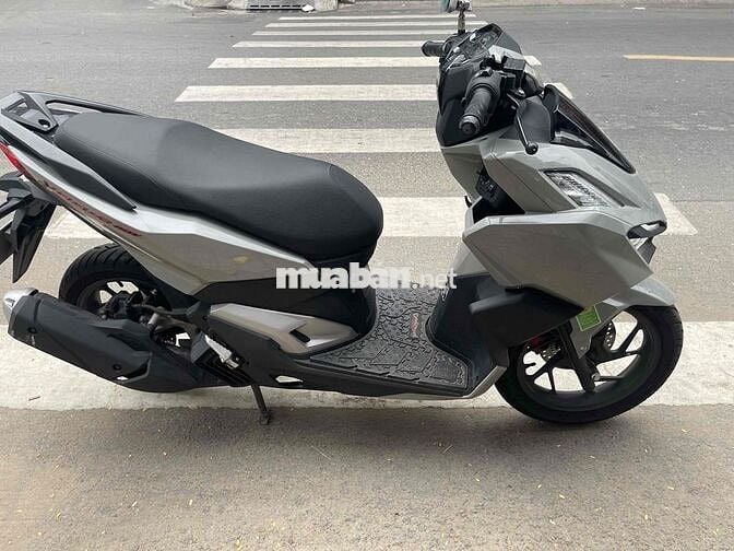 Vario 160 ABS màu xám xi măng biển số TP