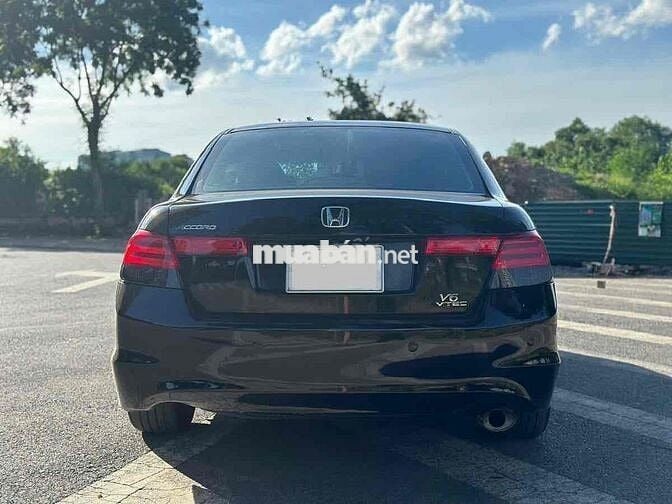 Honda Accord 2010 2.0 AT - 120000 km