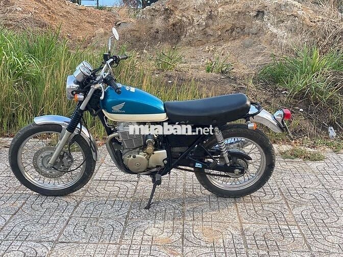 Honda Cb400ss có đề chìa hiss