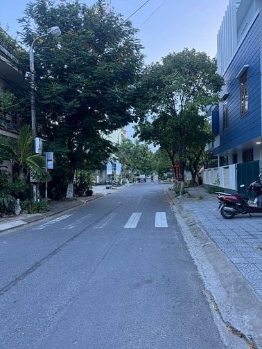 160m2/ 12 tỷ đất  2 M tiền Lương Thúc Kỳ- Sơn Thủy 5, trục thông ra Bi