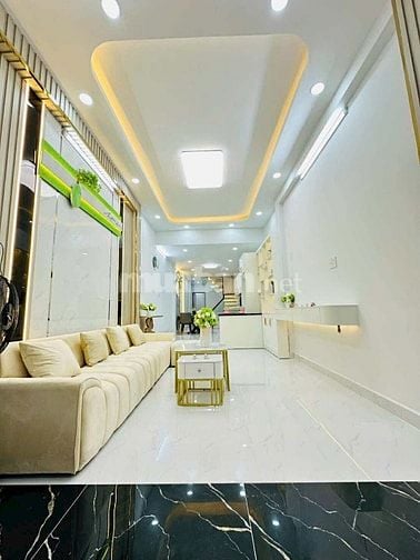 NHÀ ĐẸP SIÊU DÀI. TIỆN KINH DOANH. HẺM XE HƠI.