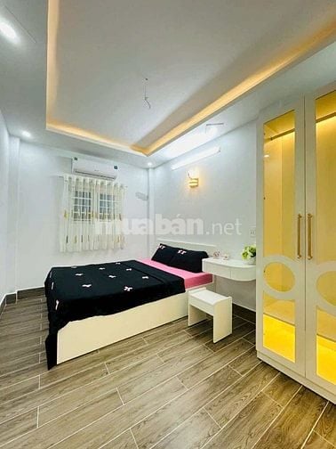 NHÀ ĐẸP SIÊU DÀI. TIỆN KINH DOANH. HẺM XE HƠI.