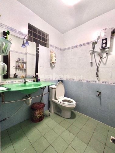 Bán gấp nhà ngay Bến Xe Miền Tây Tên Lửa, An Lạc A, Bình Tân. 2Tỷ890TL