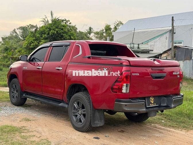 Hilux 2.4E AT 1 cầu siêu lướt 3.400km 1 chủ