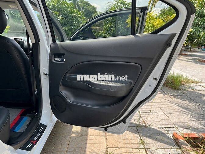 Mitsubishi Attrage 2021 tự động,