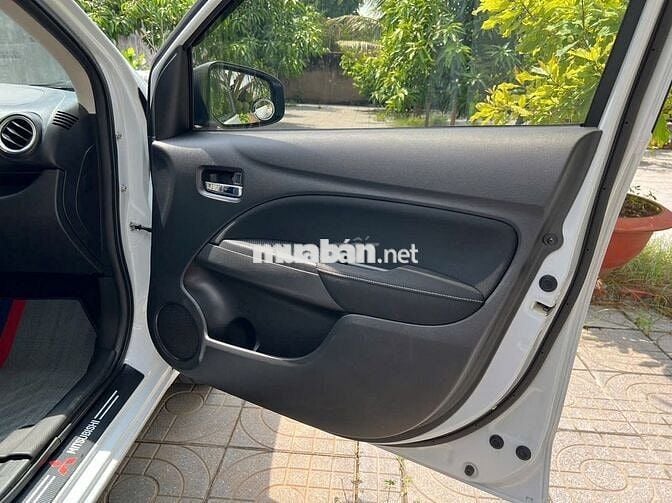 Mitsubishi Attrage 2021 tự động,