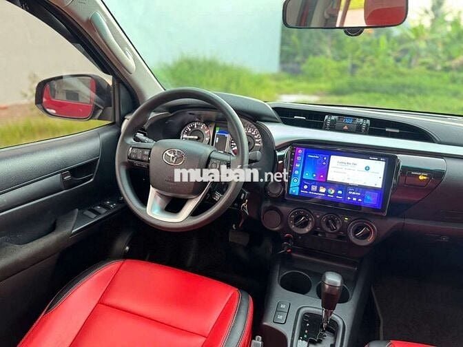Hilux 2.4E AT 1 cầu siêu lướt 3.400km 1 chủ