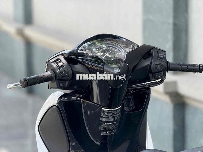 SH 125i 2018 BSTP 92628 TRẮNG ĐEN