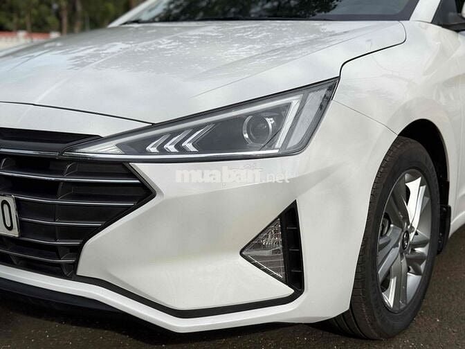 Bán xe elantra 2020 tự động rất đẹp