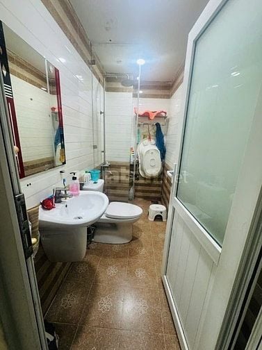 Nhà Thân Nhân Trung, Tân Bình cần bán| Nhà 3 lầu có nội thất cơ bản