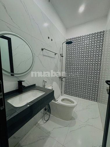 Nhà chính chủ ra gấp đường Ngô Thời Nhiệm, Phú Nhuận, giá 3tỷ3