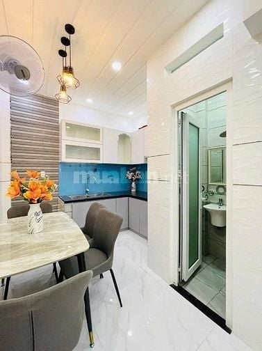 Bán nhà Tô Hiến Thành Q10, 50m², vị trí đẹp, giá 3.79 tỷ