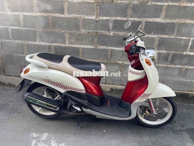 bán Yamaha Classico mới 95% giấy tờ đầy đủ