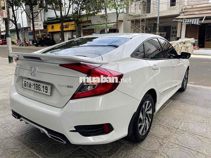 Honda Civic 2019 1.8E - 70000 km