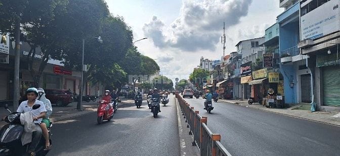 Cho Thuê Shophouse 400m2 , 65 triệu VND tại Cityland Park Hills 