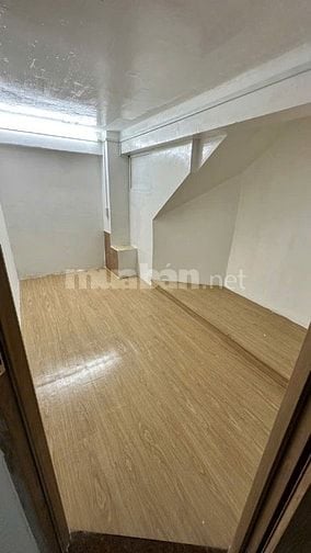 Phòng cho thuê Wc riêng, 7A/9 Thành Thái Quận 10 (Ngay ĐH Bách Khoa)