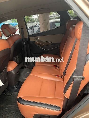 Hyundai Santa Fe 2016 2.4L 4WD - 100000 km