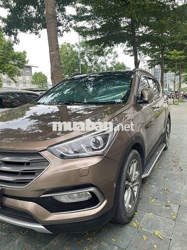 Hyundai Santa Fe 2016 2.4L 4WD - 100000 km