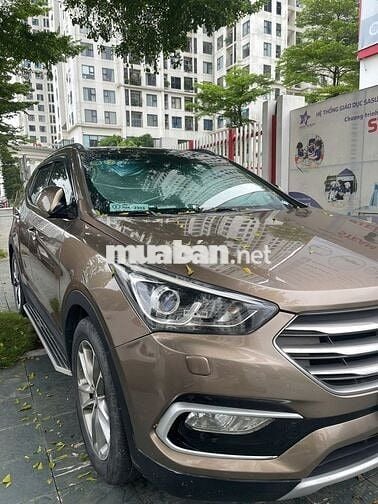 Hyundai Santa Fe 2016 2.4L 4WD - 100000 km