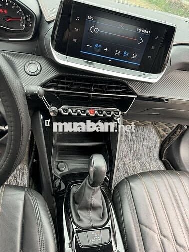 Peugeot 2008 1.2AT Active 2022