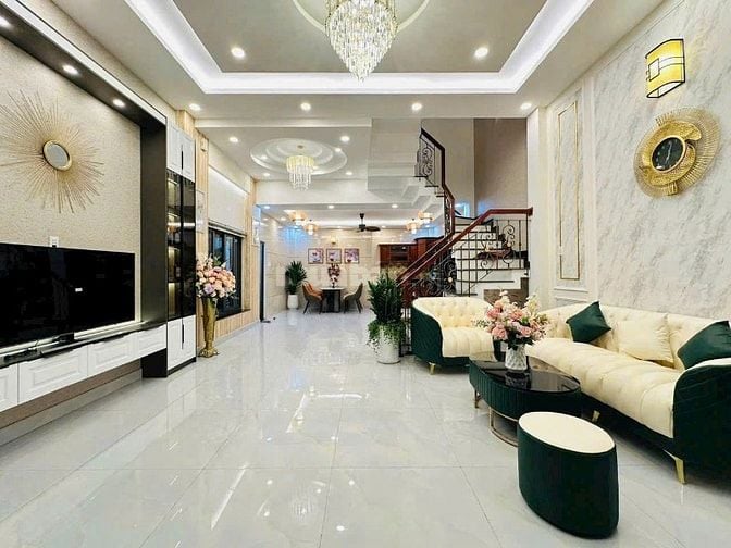 Giảm sâu 300tr nhà Trần Quốc Thảo, gần bv Tai Mũi Họng, 1T2L dthc 82m2