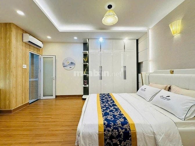 Giảm sâu 300tr nhà Trần Quốc Thảo, gần bv Tai Mũi Họng, 1T2L dthc 82m2