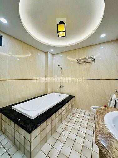 Giảm sâu 300tr nhà Trần Quốc Thảo, gần bv Tai Mũi Họng, 1T2L dthc 82m2