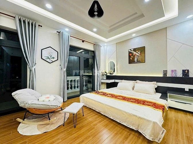 Giảm sâu 300tr nhà Trần Quốc Thảo, gần bv Tai Mũi Họng, 1T2L dthc 82m2