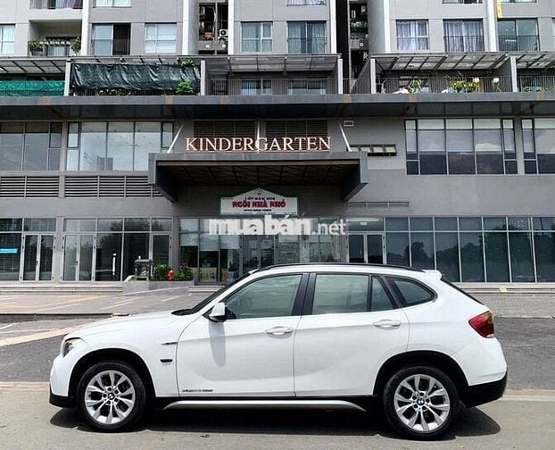 Bán rẻ BMW X1 2011 Zin độ full rất đẹp Hoặc đổi 7c