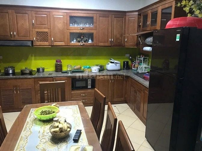 Cho thuê nhà ngõ 139 Nguyễn Ngọc Vũ, Cầu Giấy 30m x 5T giá 10 triệu,  