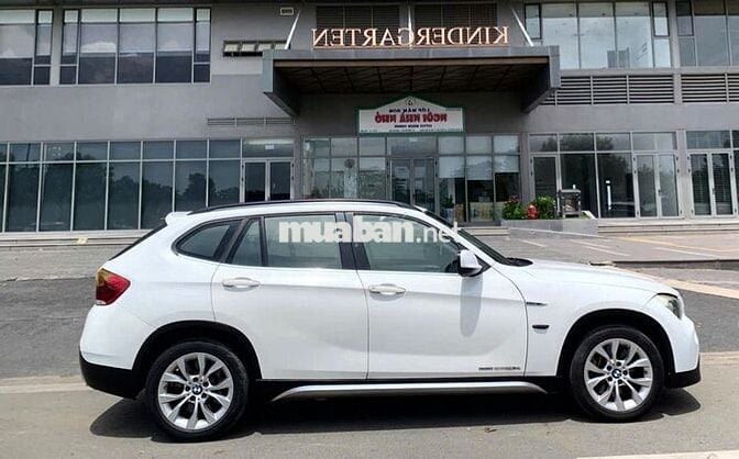 Bán rẻ BMW X1 2011 Zin độ full rất đẹp Hoặc đổi 7c