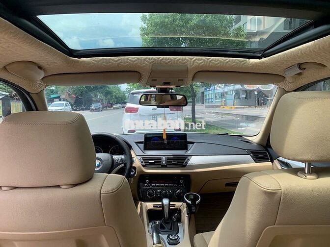 Bán rẻ BMW X1 2011 Zin độ full rất đẹp Hoặc đổi 7c