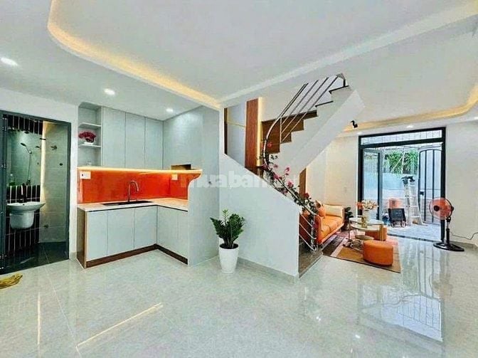 BÁN NHÀ PHỐ HẠ GIÁ SÁT SÀN-CHỈ HƠN 2 TỶ-DT 49,2M2-SỔ HỒNG RIÊNG
