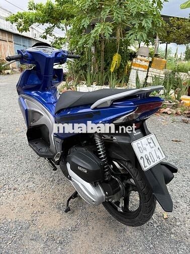 HONDA AIR BLADE.2016. máy zin. áo đẹp như mới