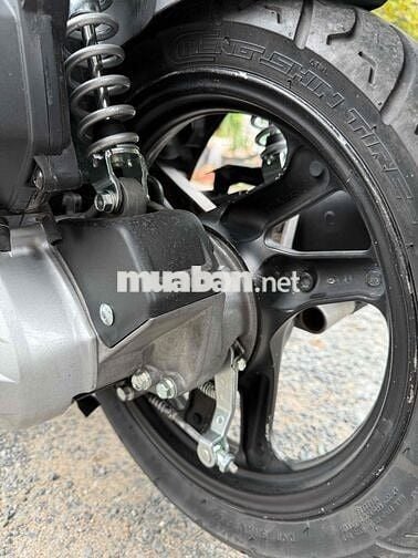 HONDA AIR BLADE.2016. máy zin. áo đẹp như mới