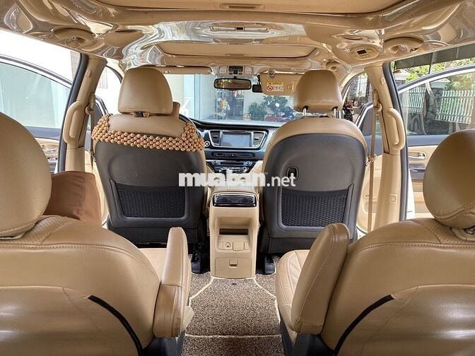 Kia Sedona 2017 - kẹt tiền cần bán gấp giá rẻ