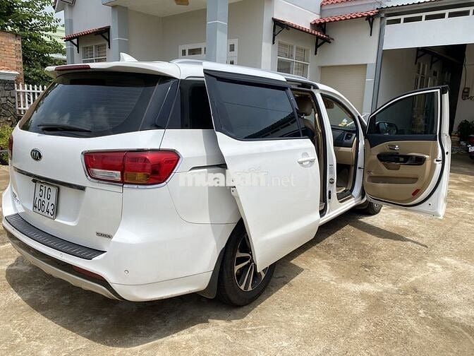 Kia Sedona 2017 - kẹt tiền cần bán gấp giá rẻ