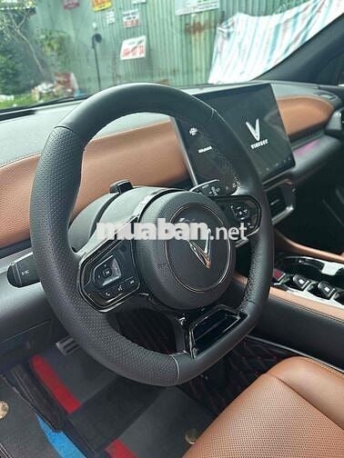 VinFast VF8 2022 Plus - 50000 km
