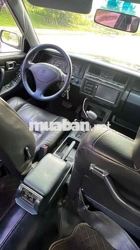 Toyota Crown 1994 giá còn thương lượng