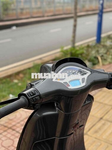 dư dùng nên e cần bán ạ, vespa 2015, spirt,