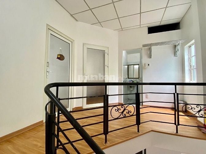 Bán nhà đường Lê Duẩn Đà Nẵng, 2 tầng, 3,5 tỷ