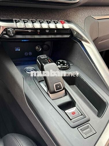 Peugeot 3008 AL 2022 chạy 8.500 km như mới