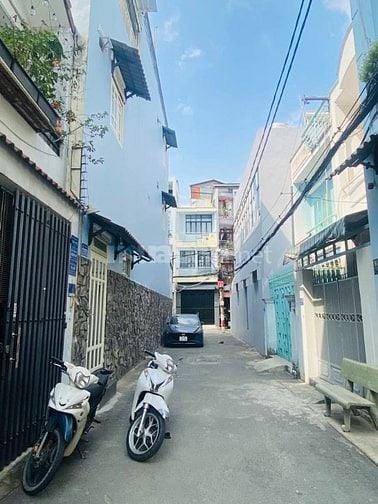 Bán Gấp nhà ngay Bệnh Viện Quận 6 Hẻm Hậu Giang, P10, Quận 6. Giá 2Tỷ7