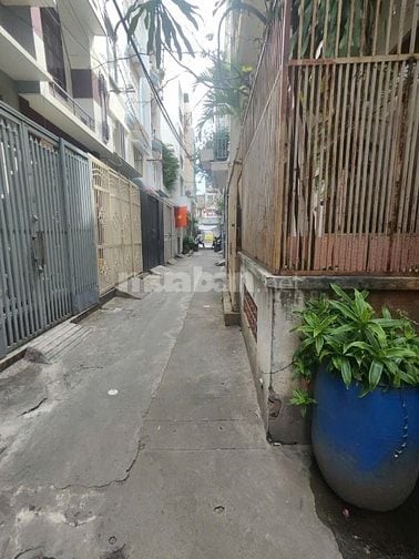 Hẻm Nguyễn Biểu-Phan V Trị 3Tầng Vuông Vức,Ngay Tr Học,Khu Nhộn Nhịp 